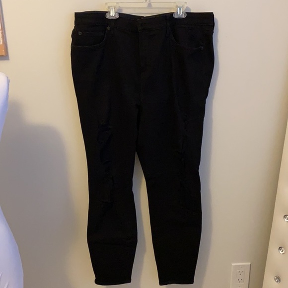 Torrid Black Sky High Skinny Premium Distressed Jeans - Picture 3 of 9